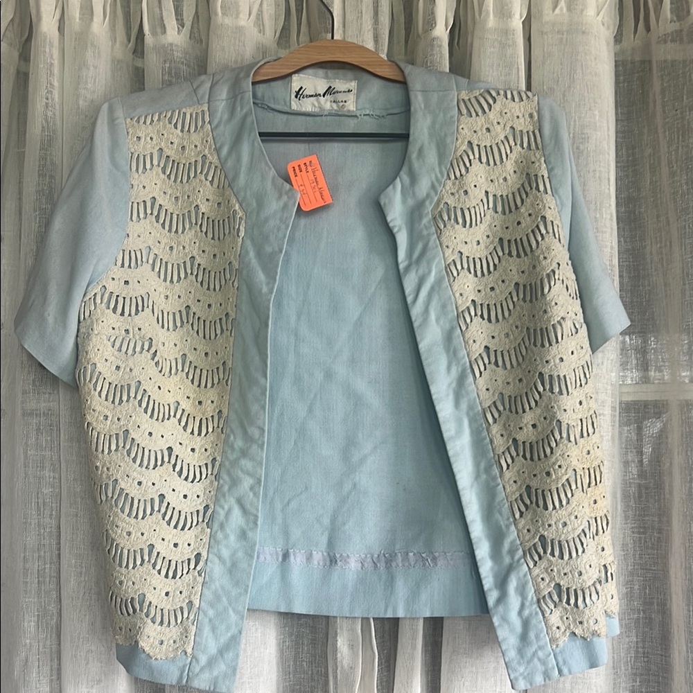 Elegant Blue and Cream Lace Jacket size small or x small vintage 1950